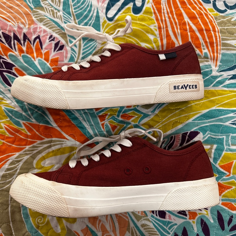 ♥️SeaVees - Burgundy Eco-Friendly Canvas Sneakers♥️ - Picture 5 of 7